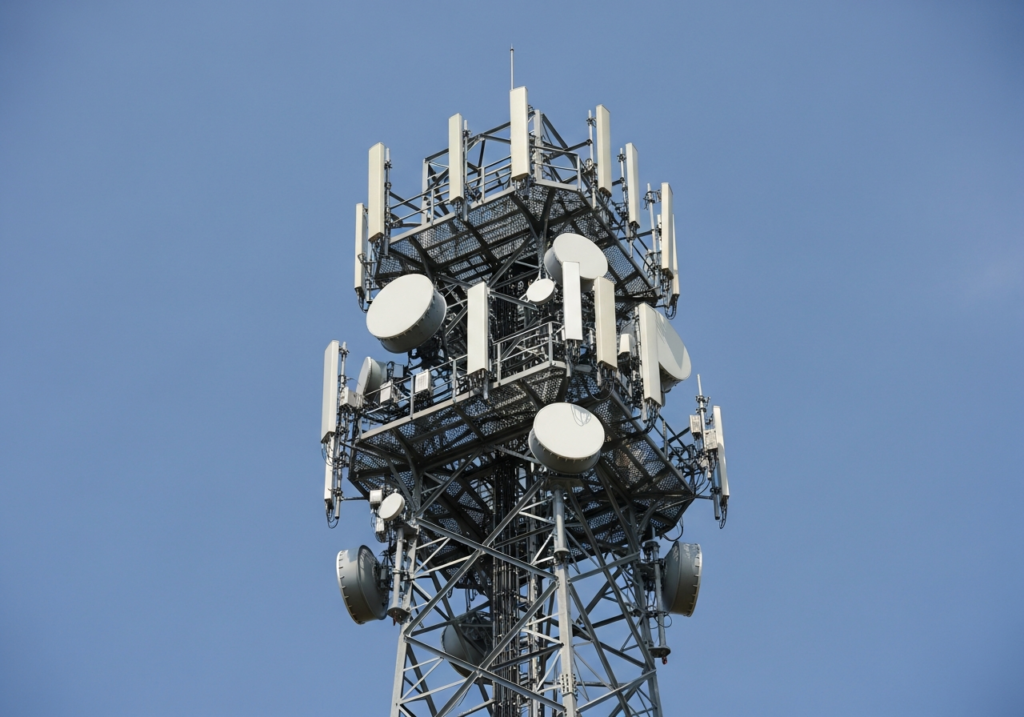 Maksimal Tenant Tower SST 42 Meter untuk Co-Location